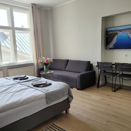 Anny 5 Apartamenty Krasków Exteriör bild