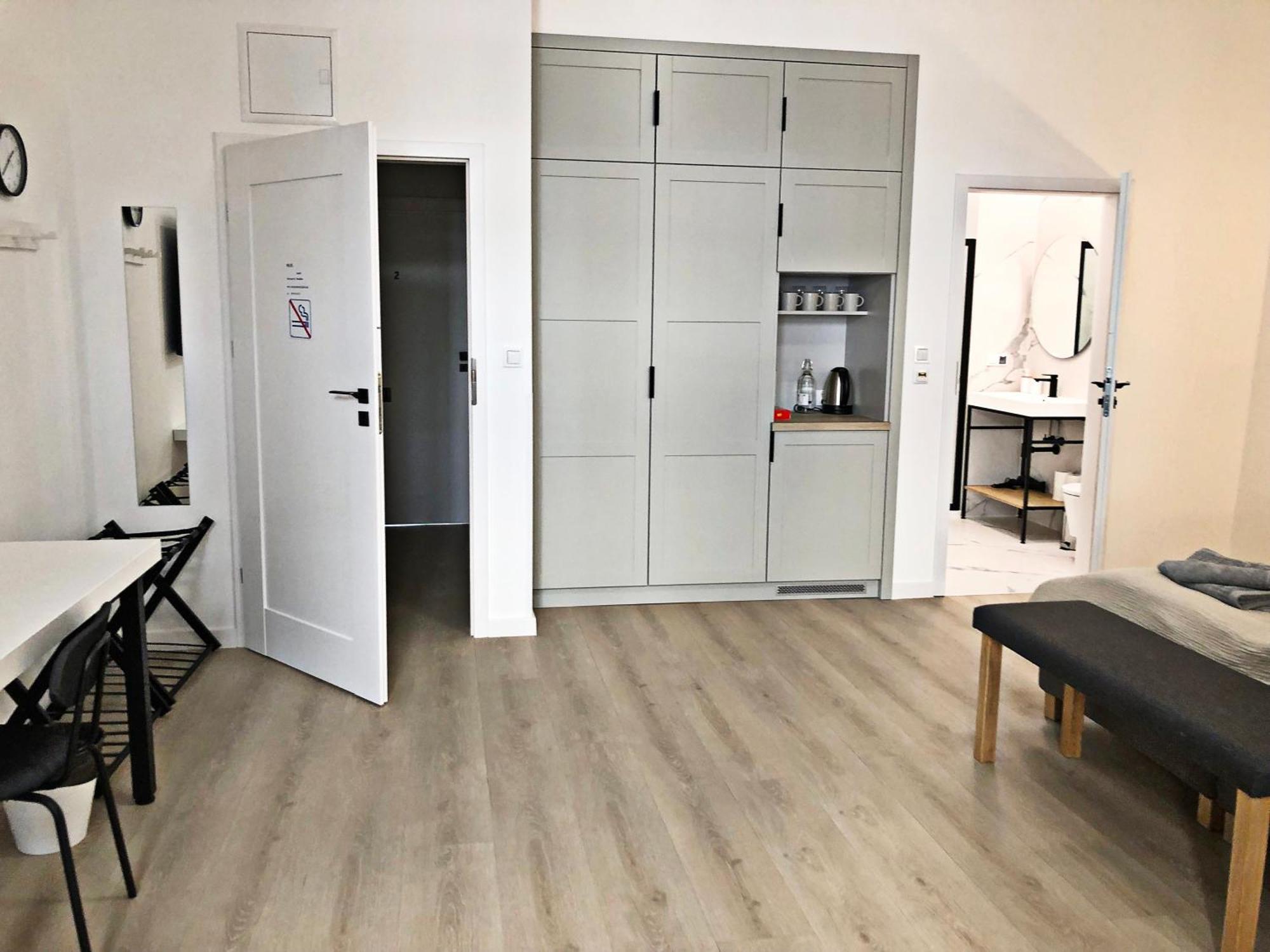 Anny 5 Apartamenty Krasków Exteriör bild